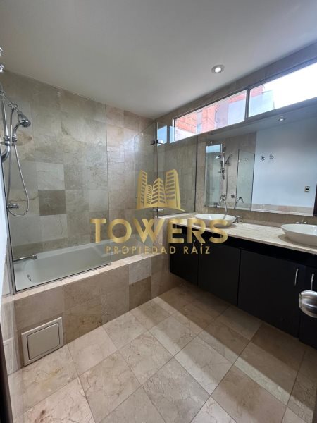 Apartamento disponible para Arriendo en Medellin El Poblado Foto numero 1